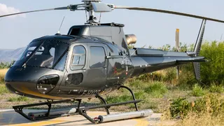 Космонавтов научат летать на вертолете