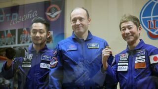 Японские космонавты начали учить русский язык для полета на МКС