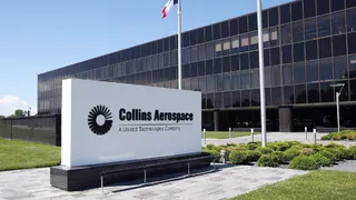 В НАСА выбрали компанию для создания новых скафандров для МКС