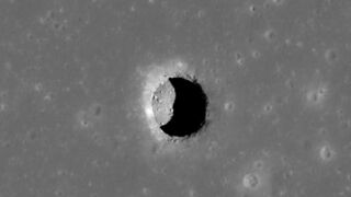 Планетологи нашли место для лунной базы