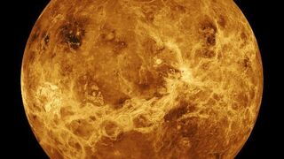 Венера удивляет: кора оказалась тоньше, а процессы — активнее