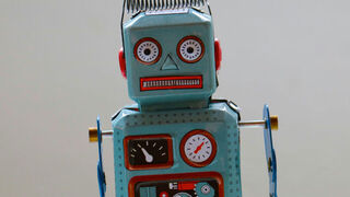 ИИ и работа: почему массовой безработицы не будет, но риски остаются