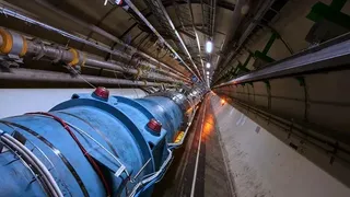 Столкновения ядер кислорода в БАК раскрыли тайны рождения Вселенной
